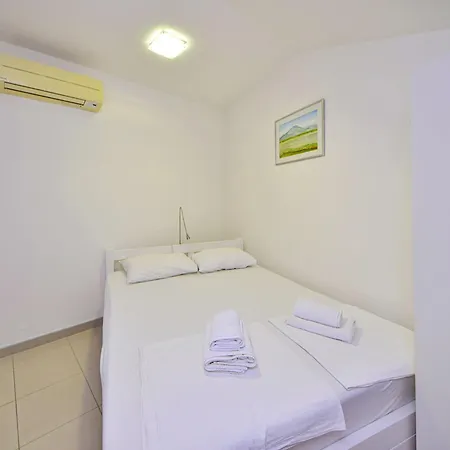 Apartment Jasmina-4 By Interhome *